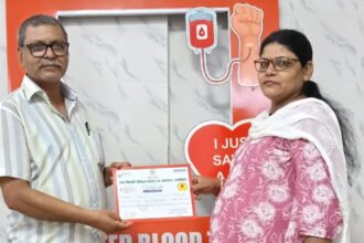 अंतरराष्ट्रीय योग दिवस पर मानवता की मिसाल: हजारीबाग में थैलेसीमिया पीड़ितों के लिए लगा बड़ा रक्तदान शिविर