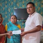 मजदूर संगठन के संघर्ष के आगे झुका हजारीबाग नगर निगम; मृतक कर्मी दीपक कुमार की पत्नी को मिला मुआवजा