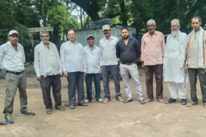 खतियानी परिवार